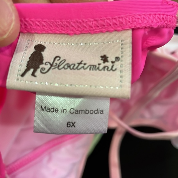 NWOT Floatimini girls Skirted one piece bathing suit with flower Applique 6x. - Picture 6 of 6